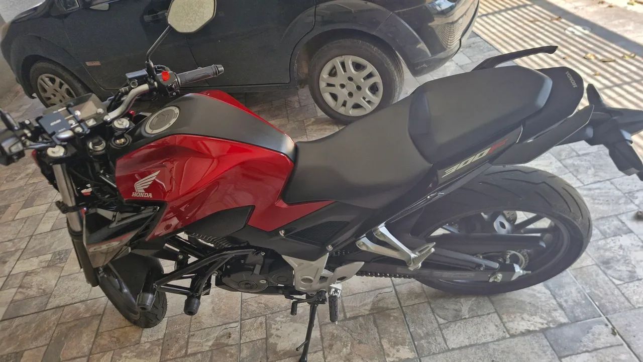 CB 300F - Baixa Quilometragem - Estado de Nova - Foto 2