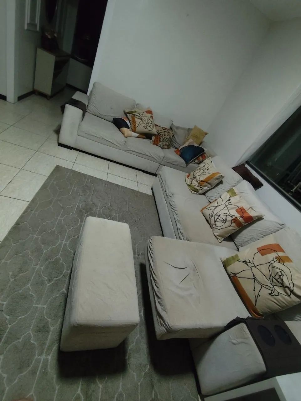 Vendo esse lindo sofá  - Foto 3