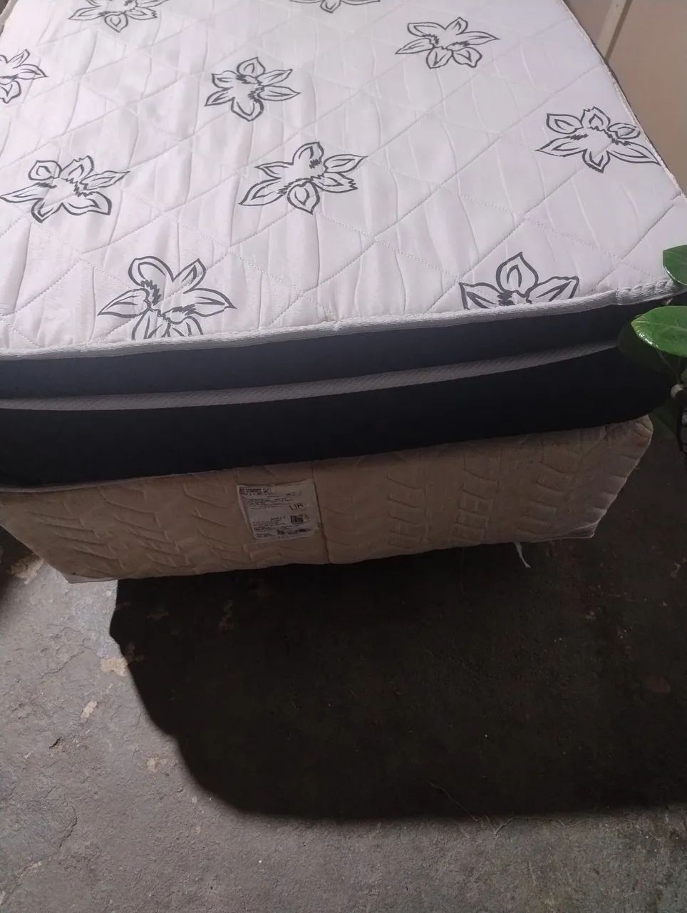 Cama box mais colchão de molas confortável  - Foto 4