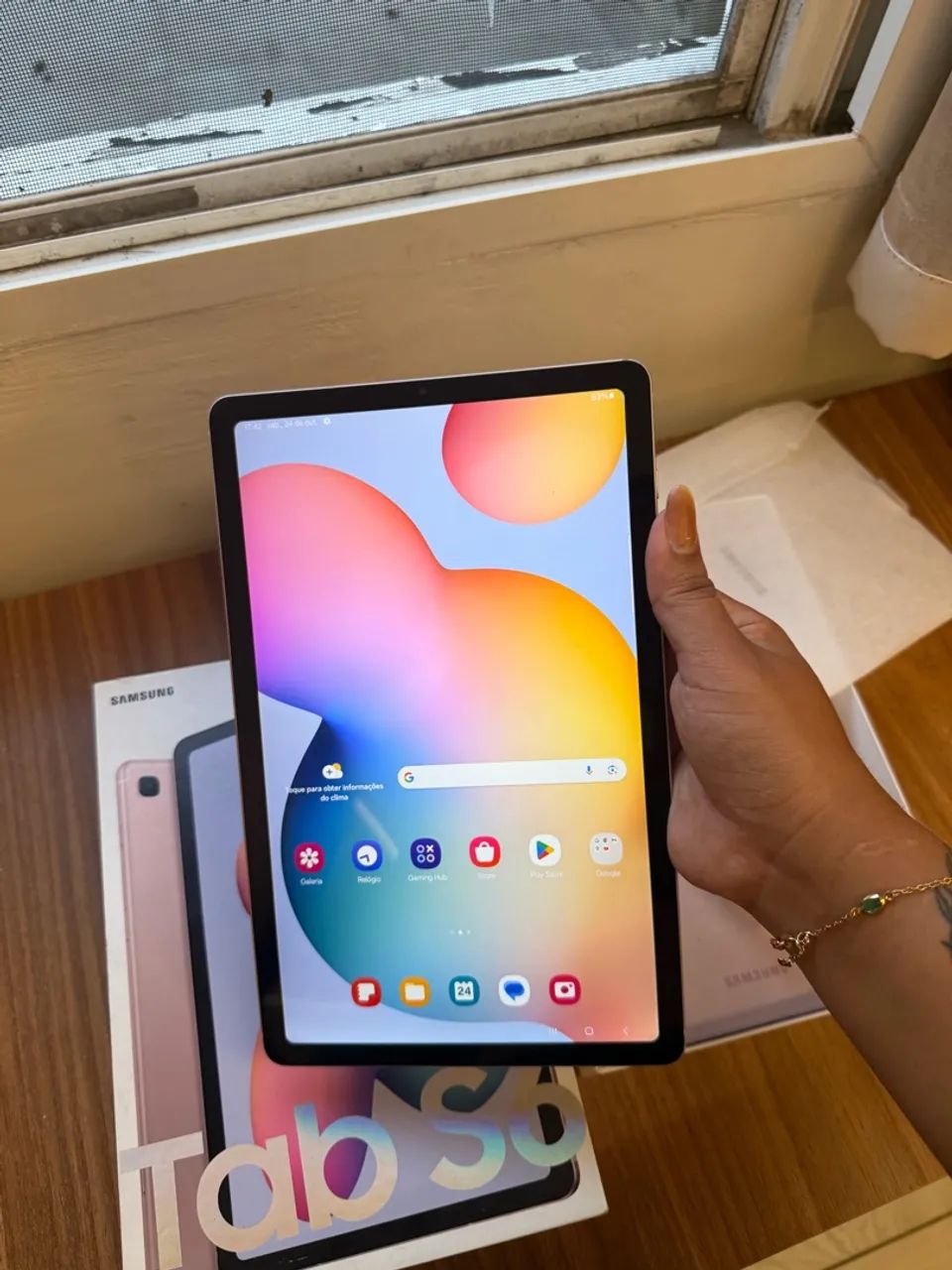 Tablet S6 lite novíssimo ?