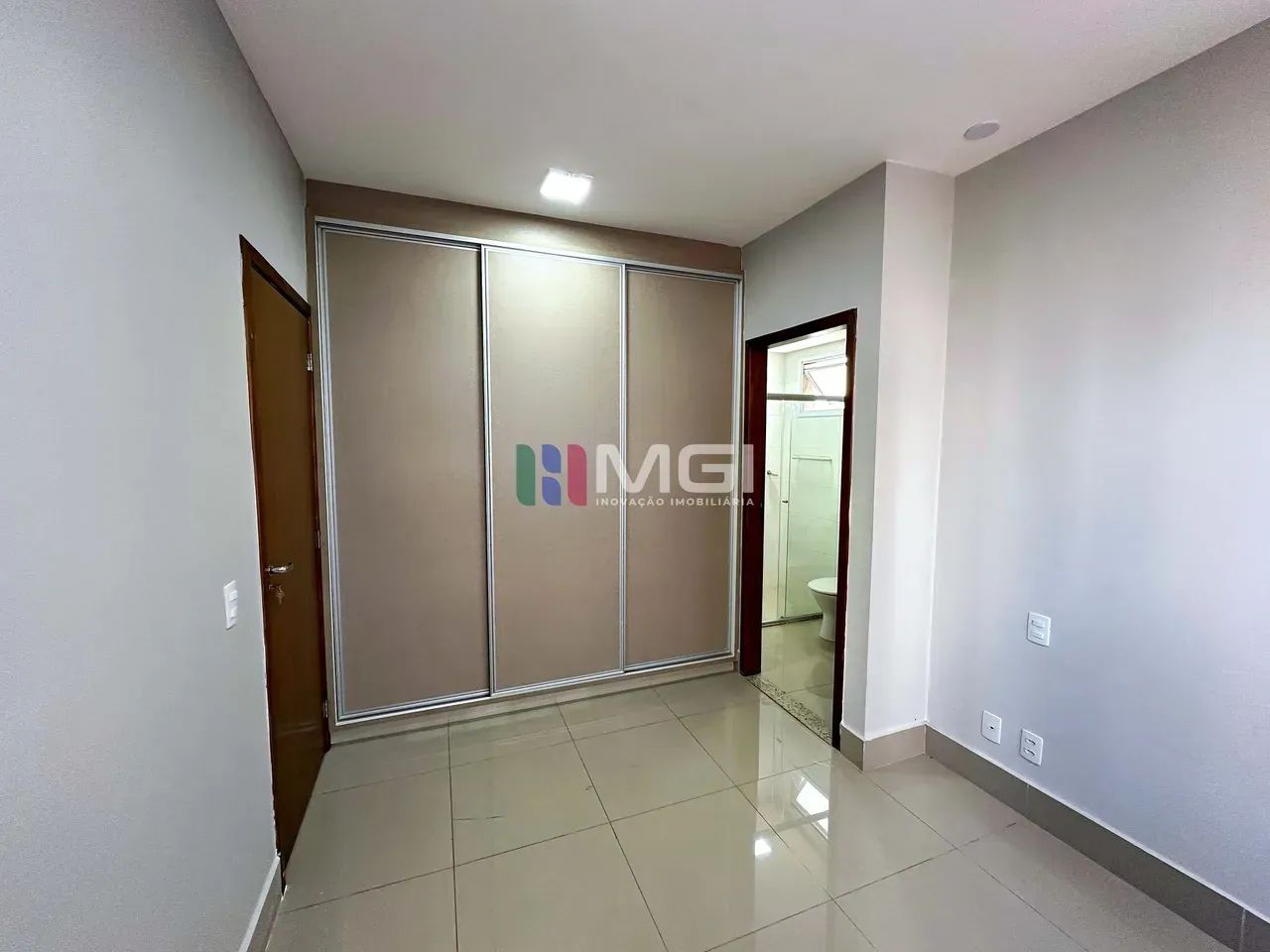 Apartamento 3 quartos 3 suítes com móveis planejados clube - Foto 2