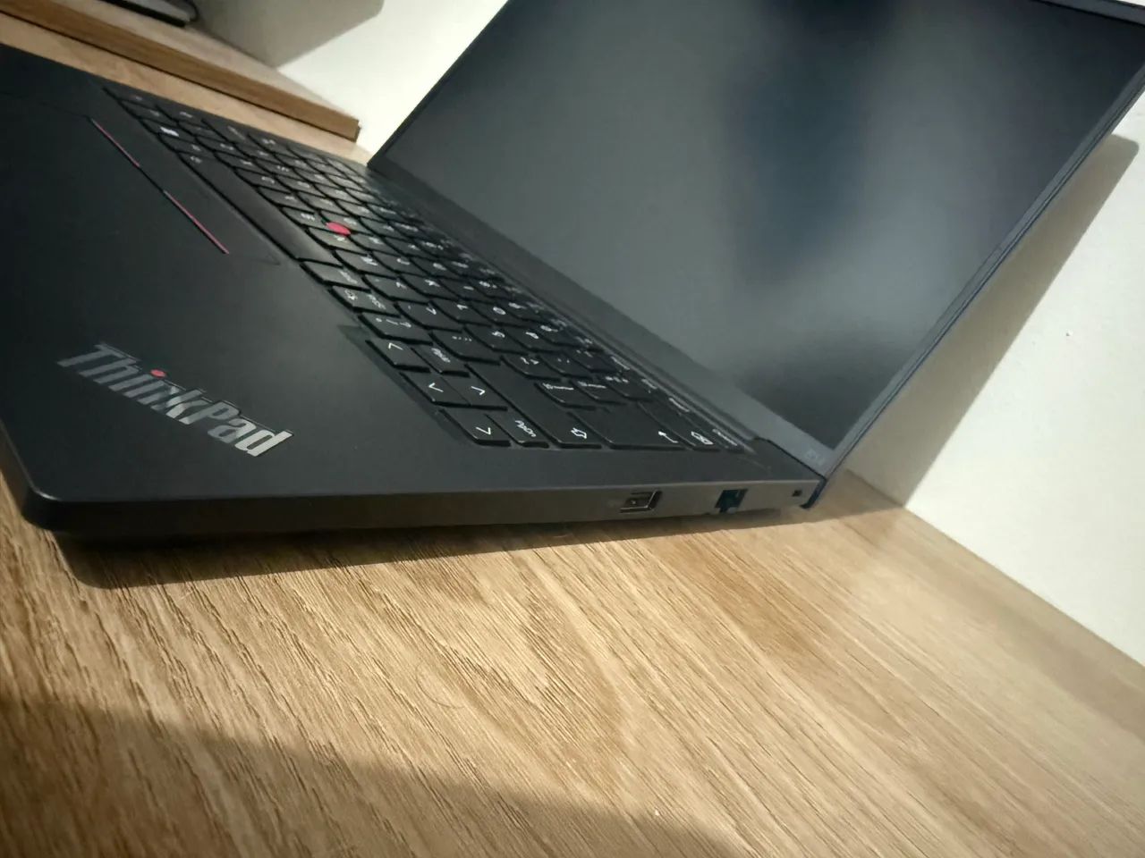 Notebook ThinkPad E14 - Foto 3