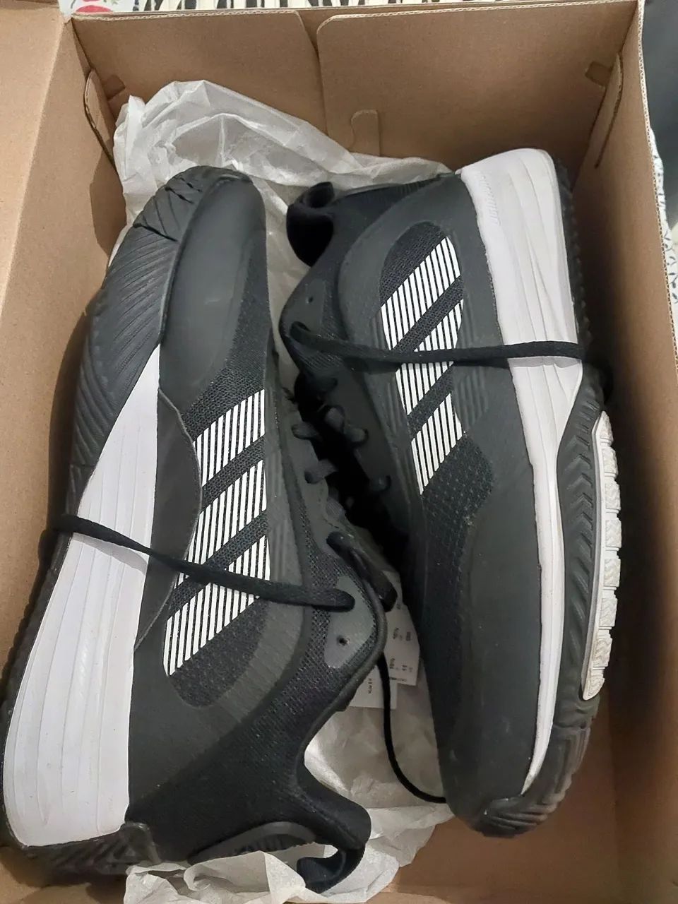 Tênis Adidas hoops  - Foto 2