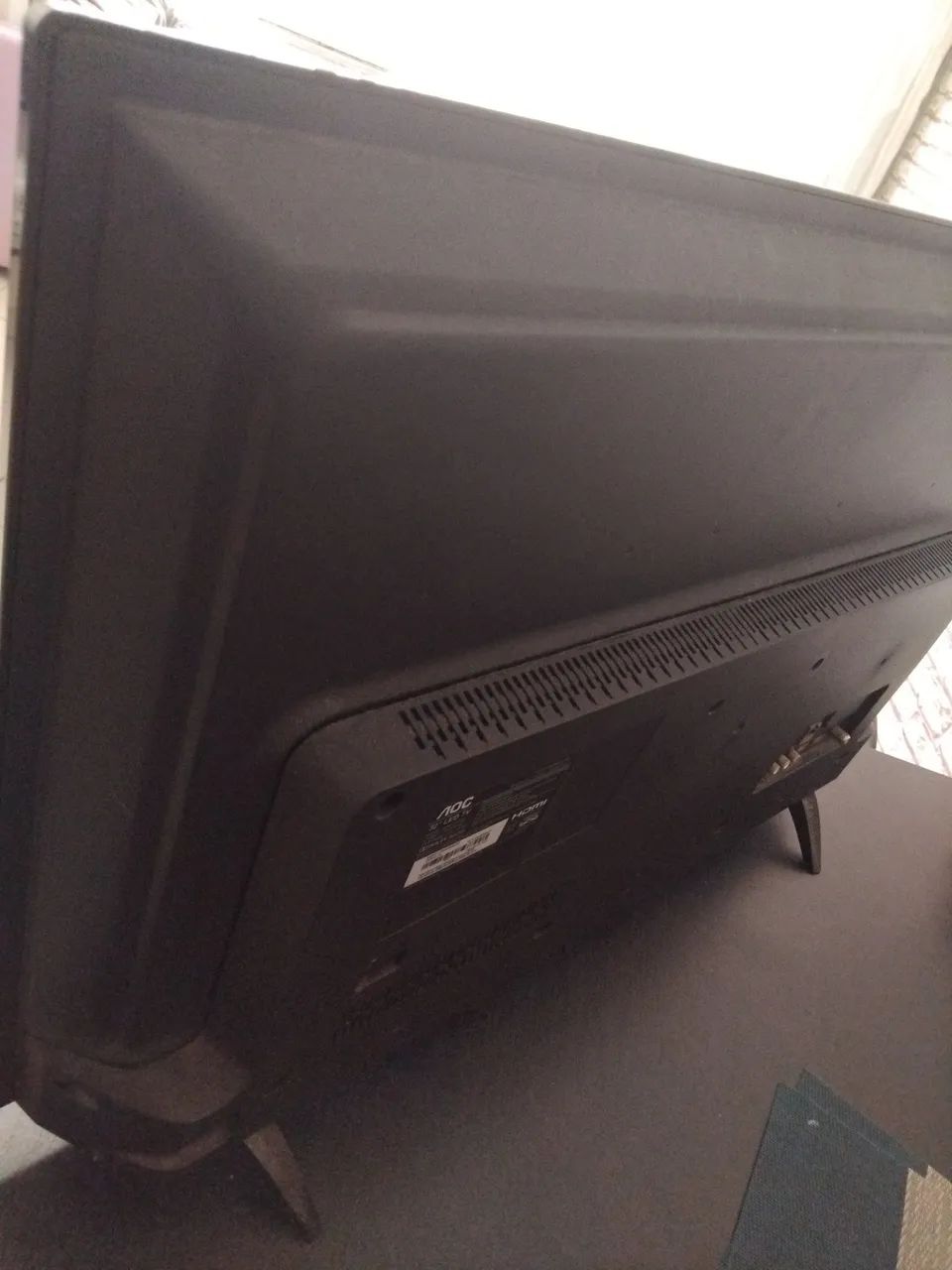 TV 32 AOC