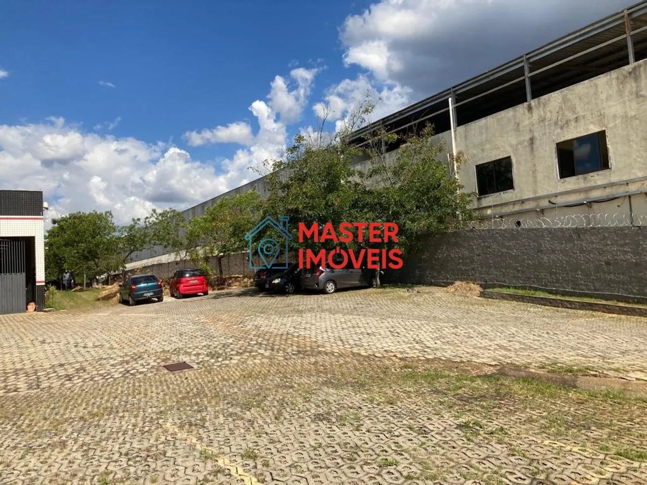 ÓTIMO GALPÃO DE 1.375 METROS - Foto 3