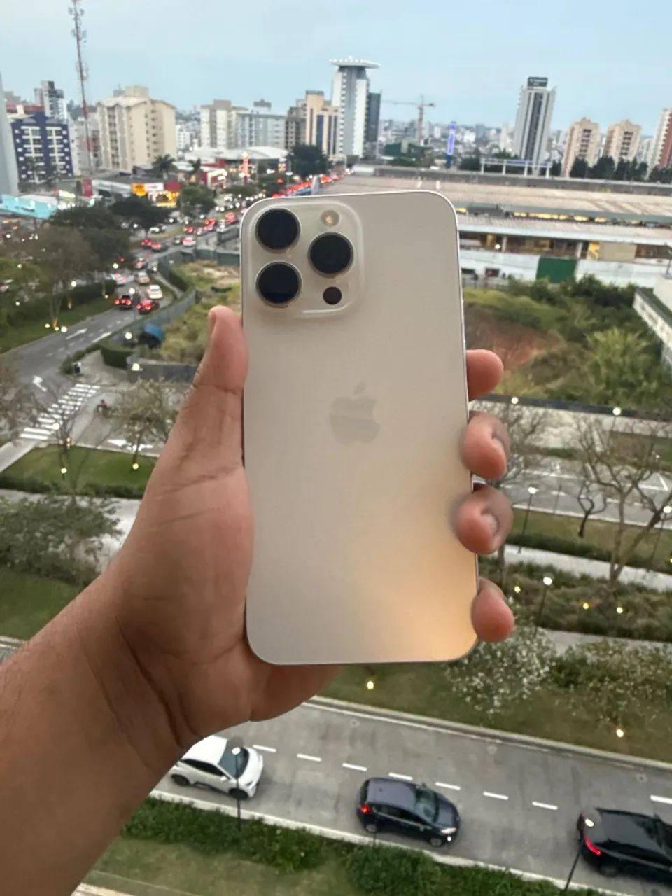 ULTIMA OPORTUNIDADE 15 PRO MAX BRANCO!!!! - Foto 2