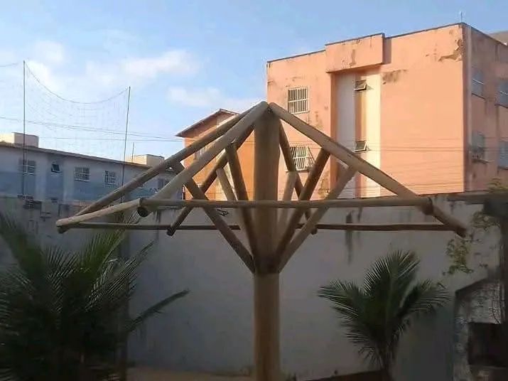 Cobertura de palhas e Madeiramentos  - Foto 4