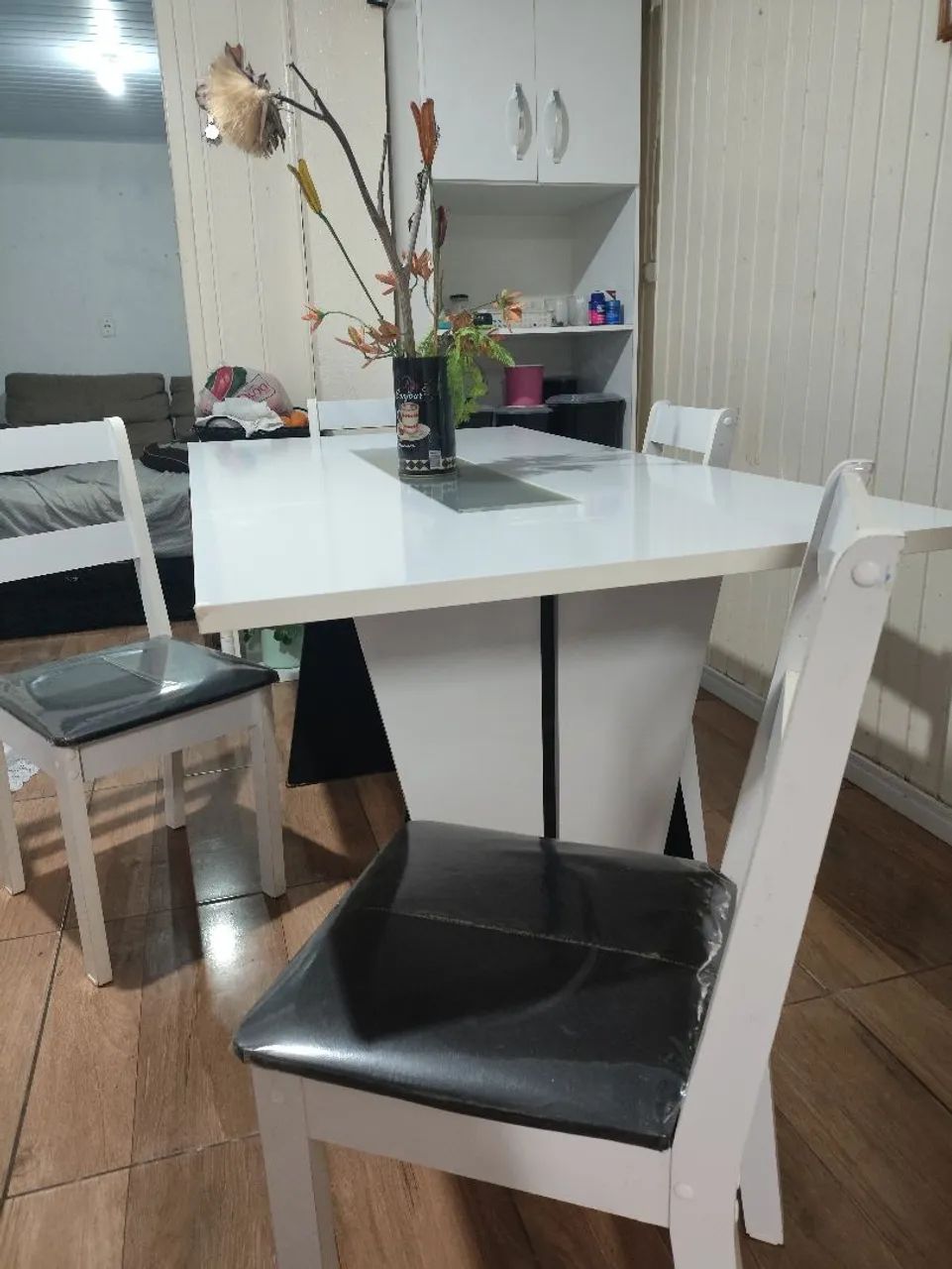 Mesa de jantar com 4 cadeiras  - Foto 5