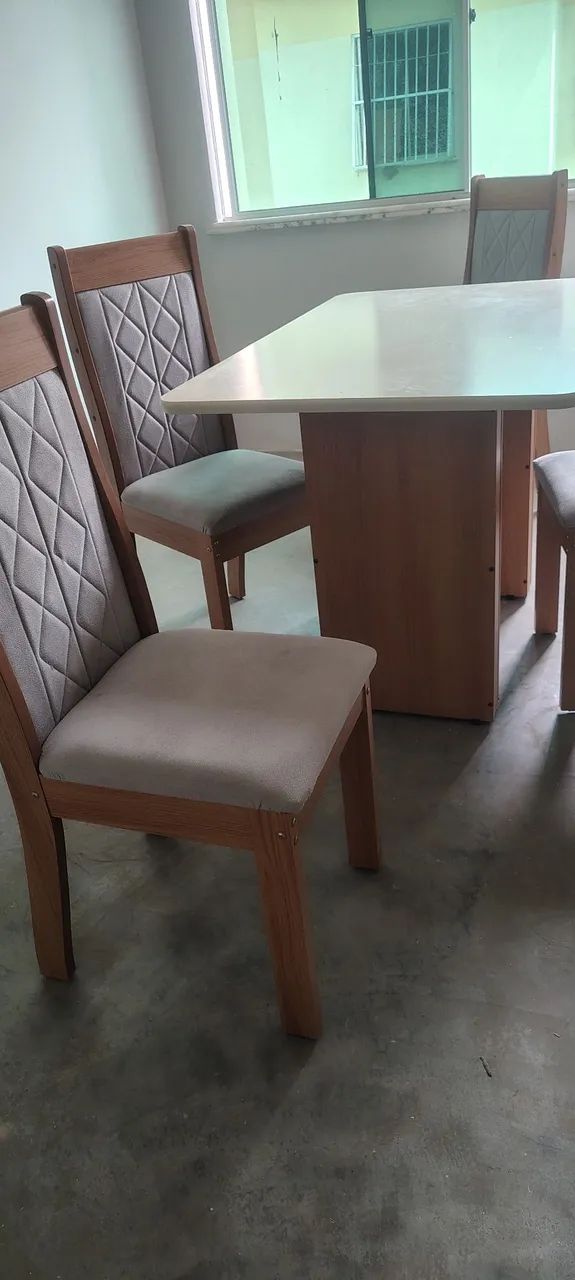 Mesa com 4 cadeiras  - Foto 4
