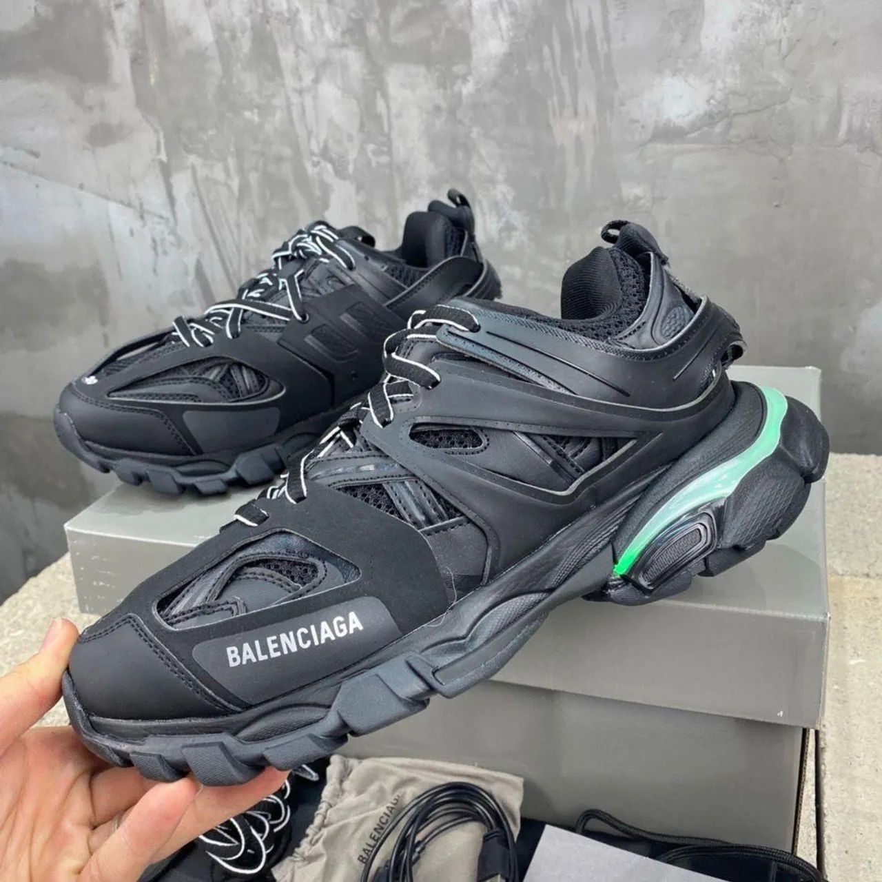 Tênis Balenciaga - Foto 2