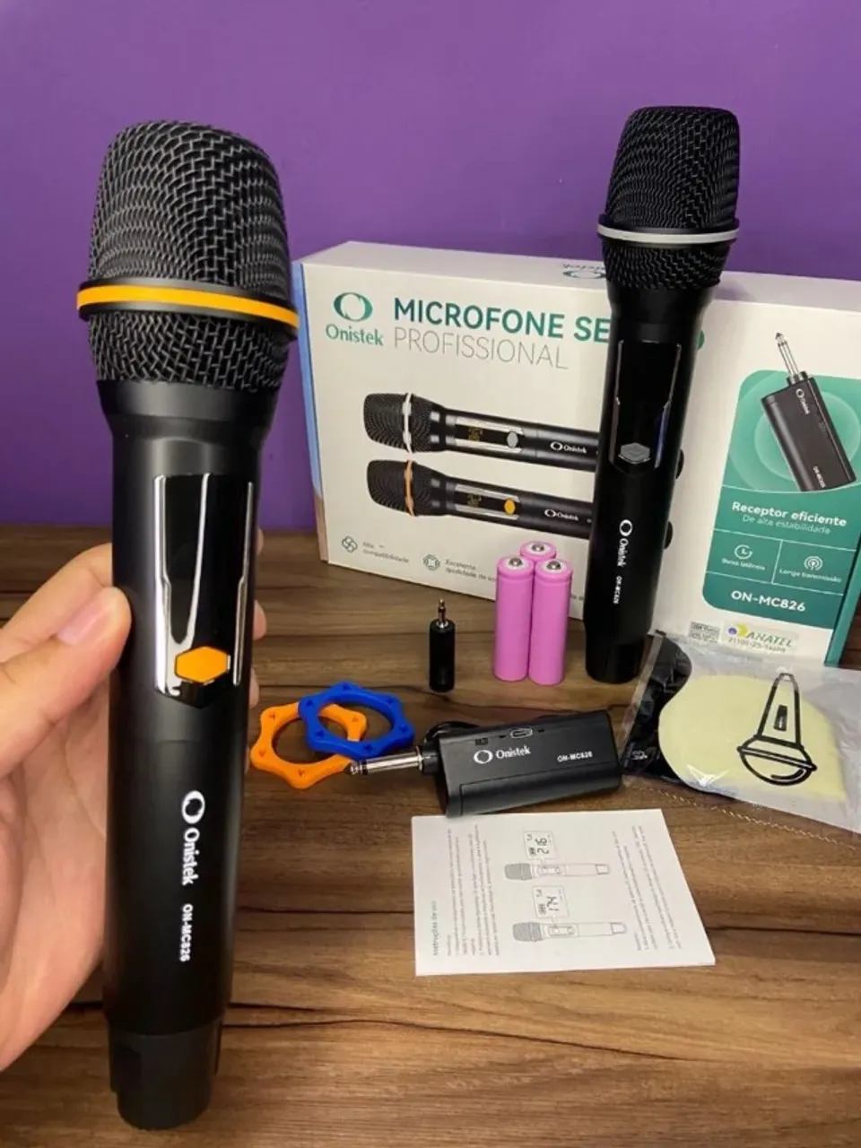 Microfone Sem Fio Duplo Profissional Onistek MC826 Recarregável