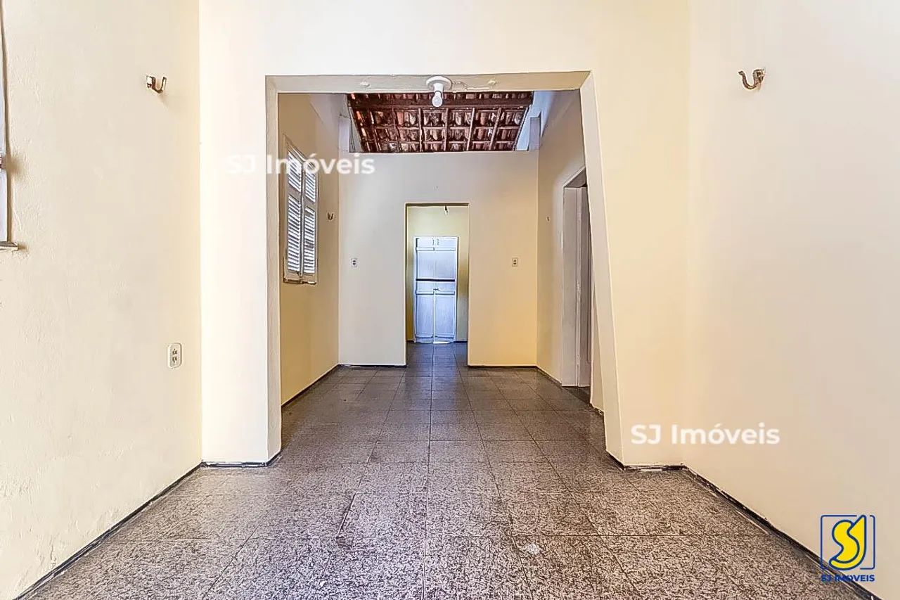 Casa com 1 suíte, 1 quarto e quintal próximo ao Shopping Benfica - Foto 4