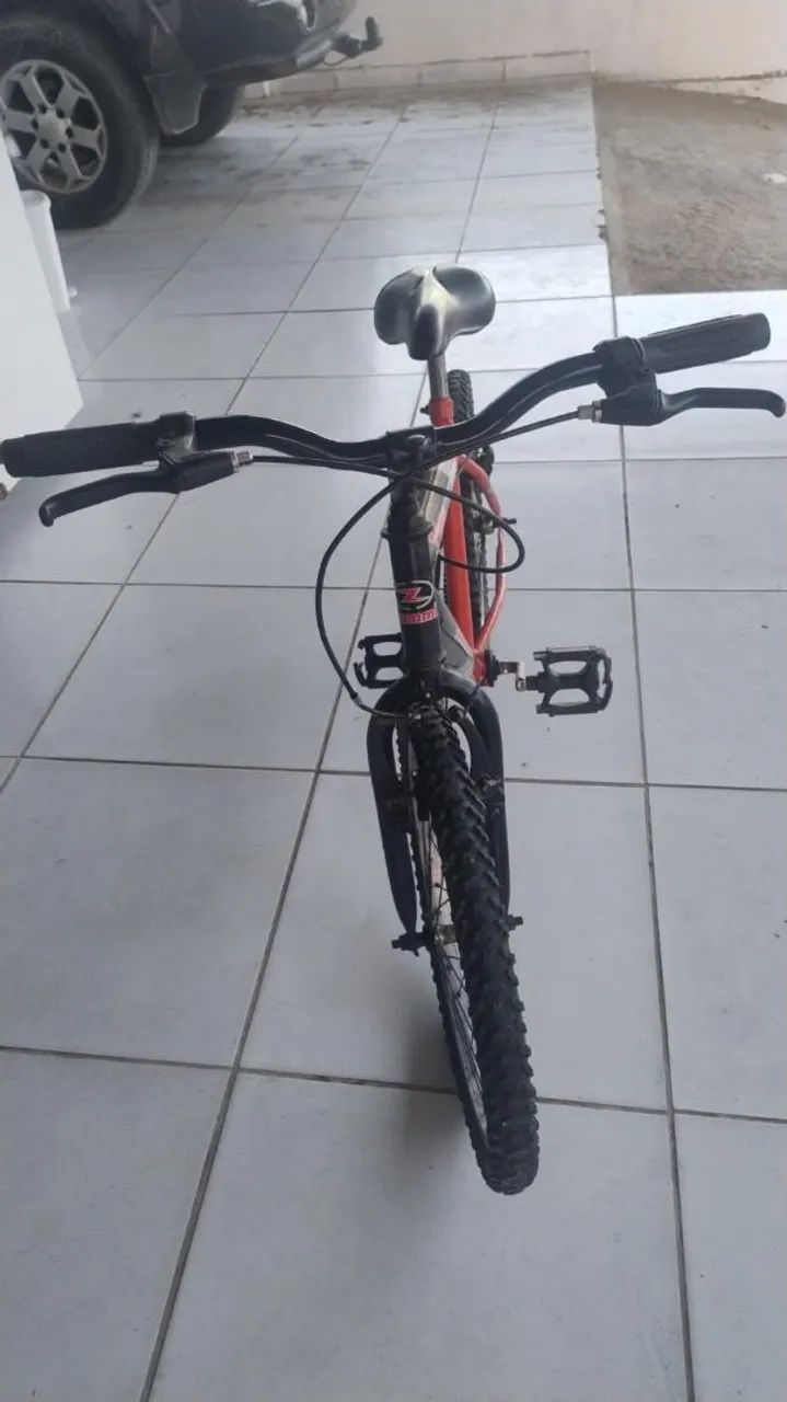 Bicicleta zummi aro 20 semi nova  - Foto 4