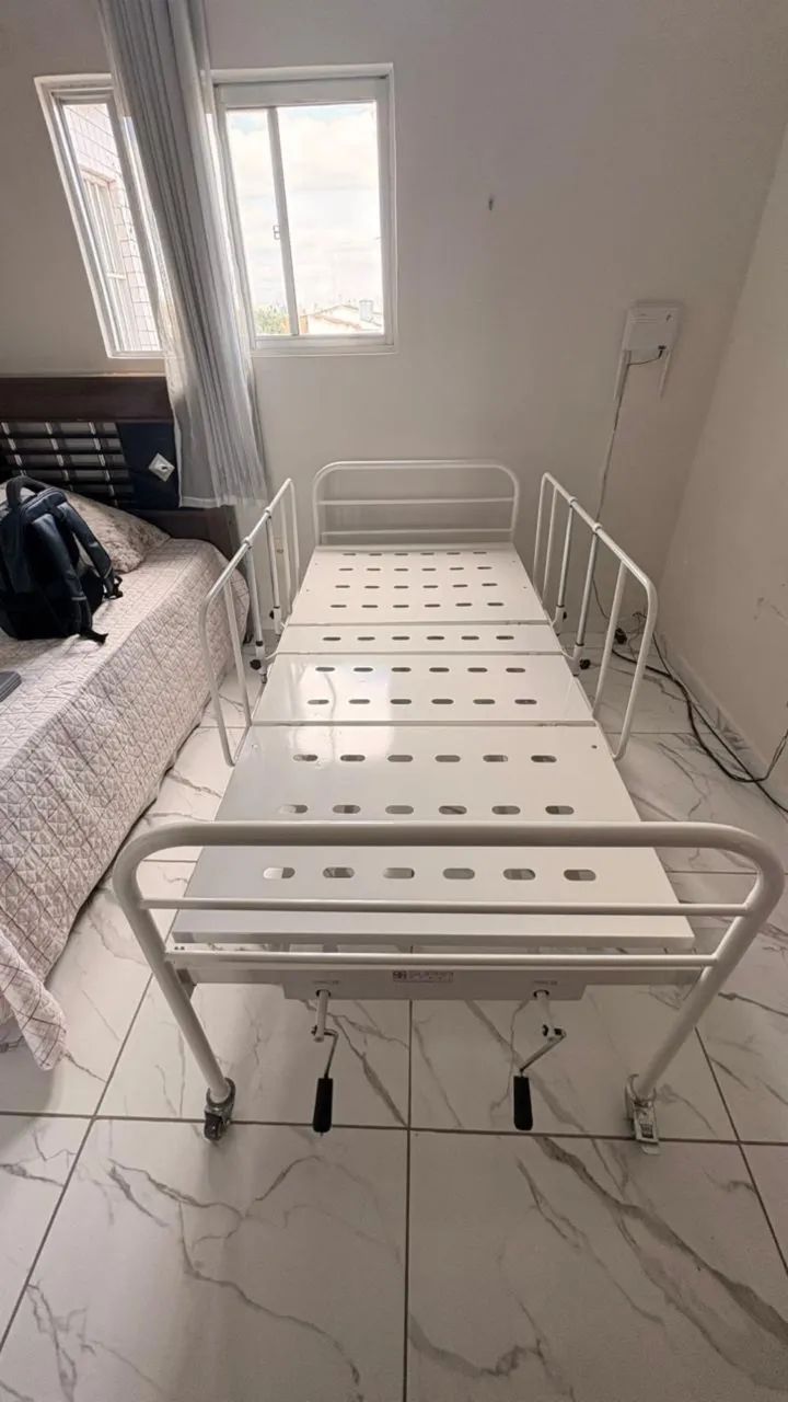 Cama hospitalar semi-nova (6 meses de uso) - Foto 3
