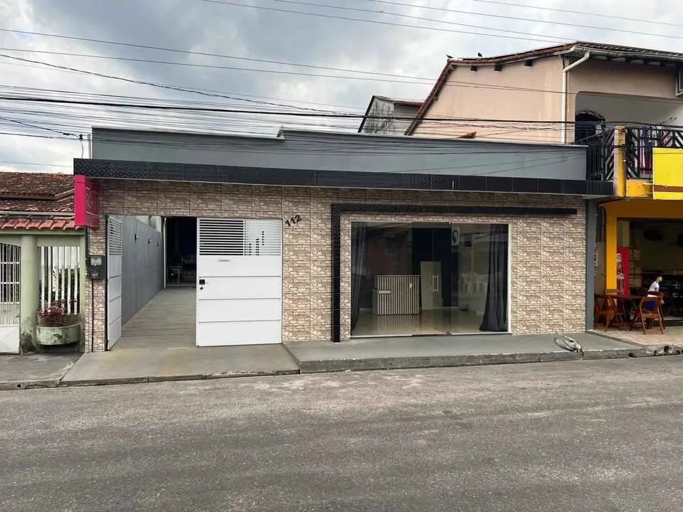 Imóvel com ponto comercial à venda