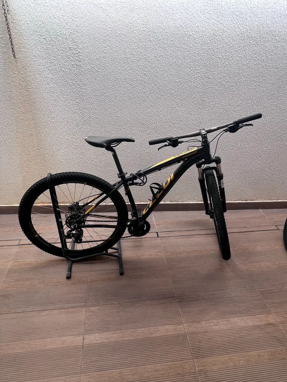 Bicicleta Caloi Explorer Sport 