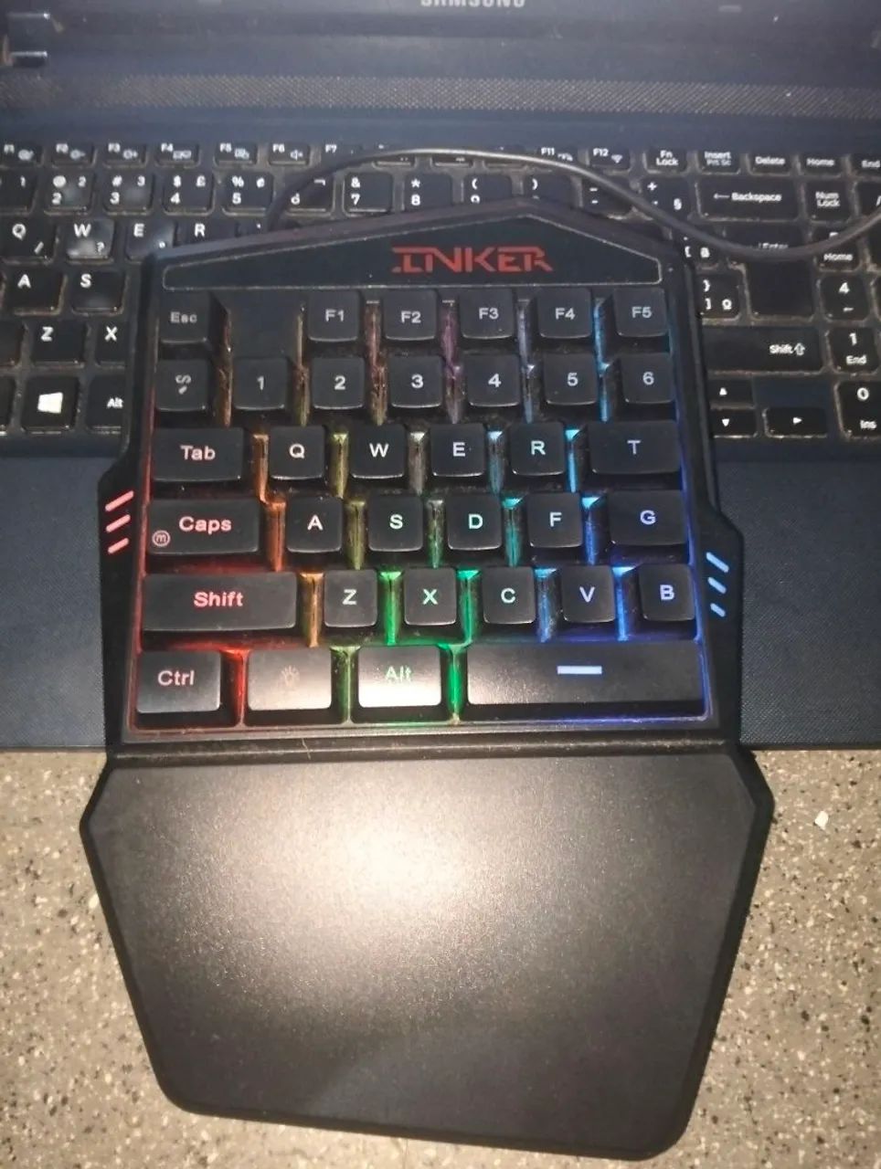 TECLADO GAMER (TECLADO DE UMA MÃO) - Foto 2