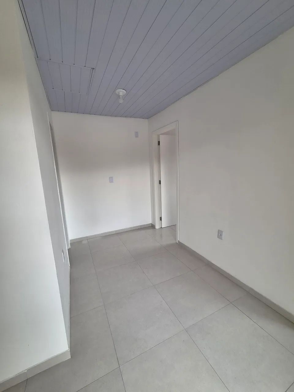 Apto 1 Quarto com Água e Luz Inclusos - Foto 2