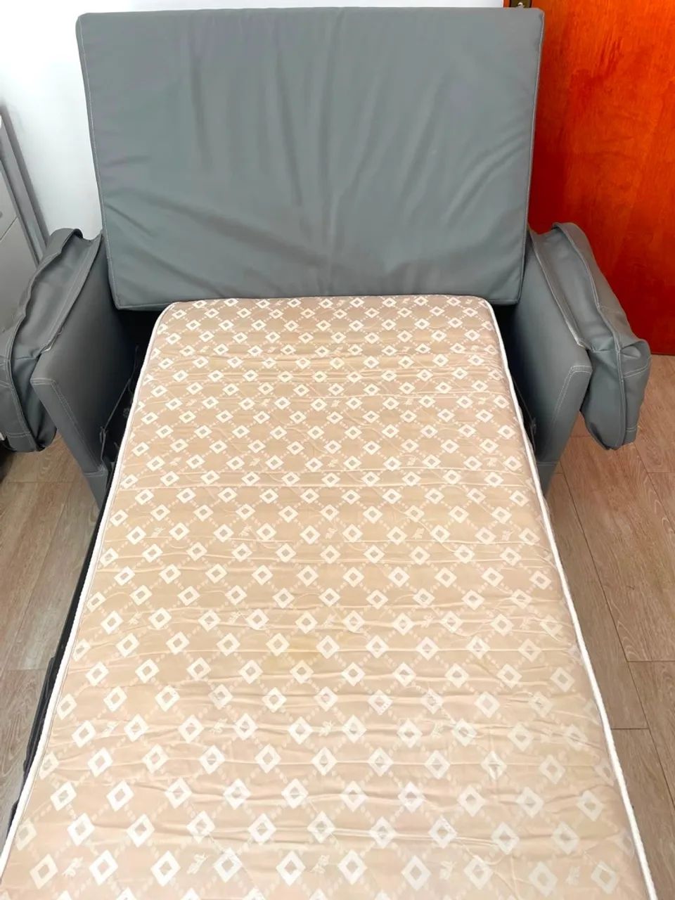 Sofá cama para quarto bebê  - Foto 3