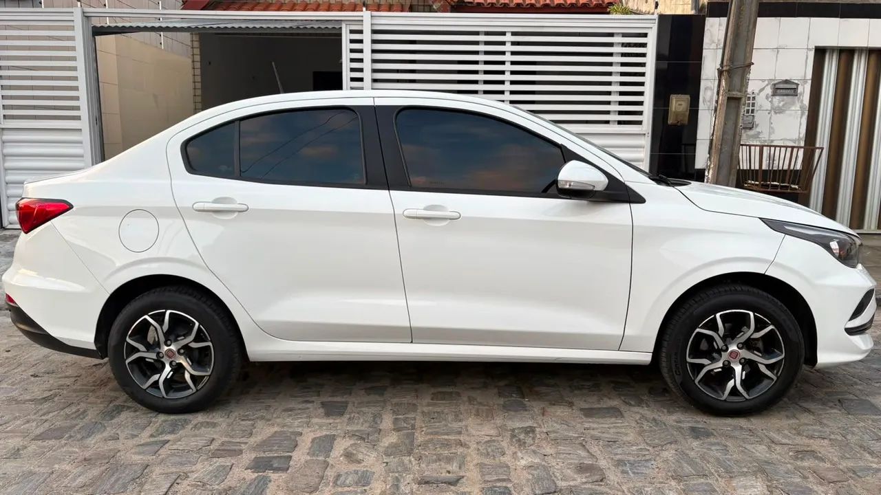 Fiat Cronos Drive 1.3 8V Flex 2021 - Foto 4