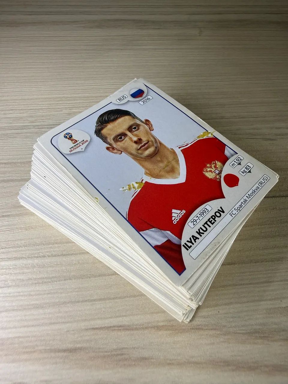Lote com 100 figurinhas do Álbuns da Copa de 2018 Panini