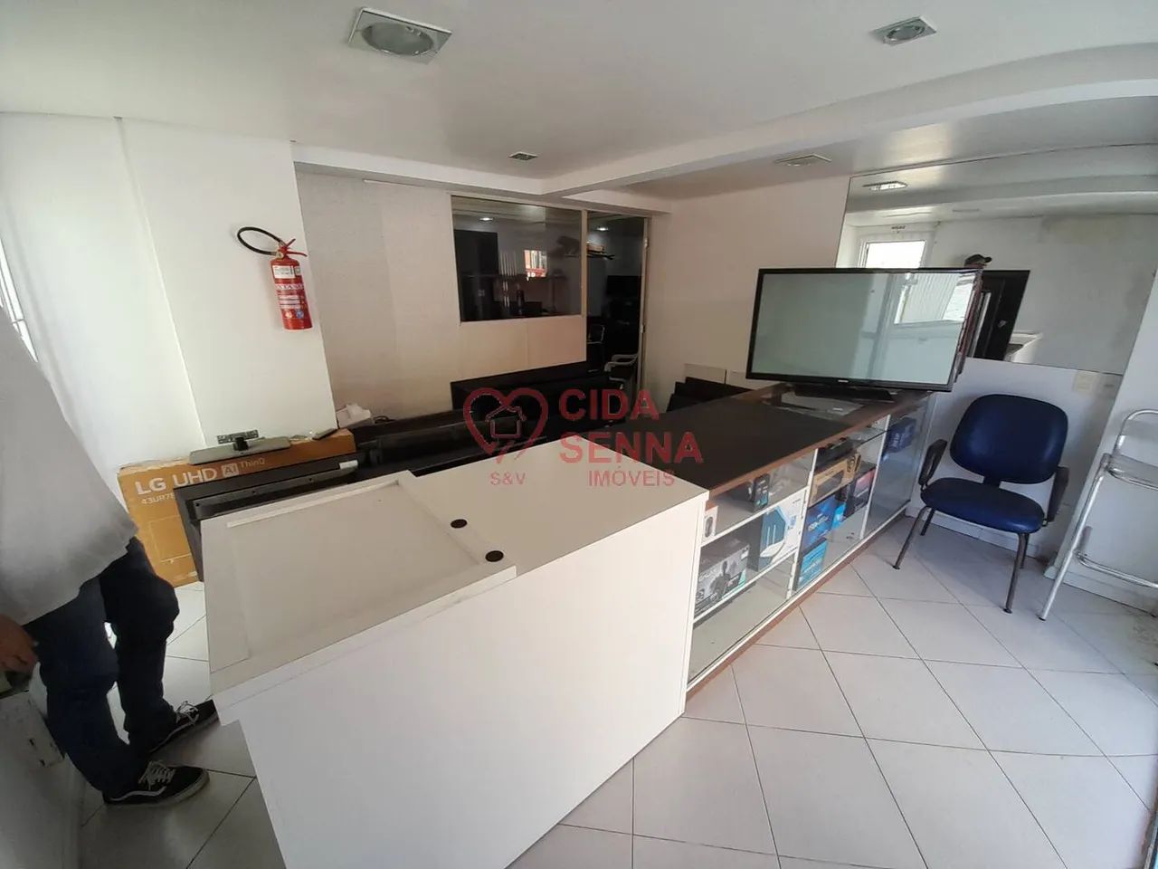VENDO OU TROCO LOJA TERREA EM LOCALIZAÇÃO PRIVILEGIADA EM BARREIROS - Foto 2