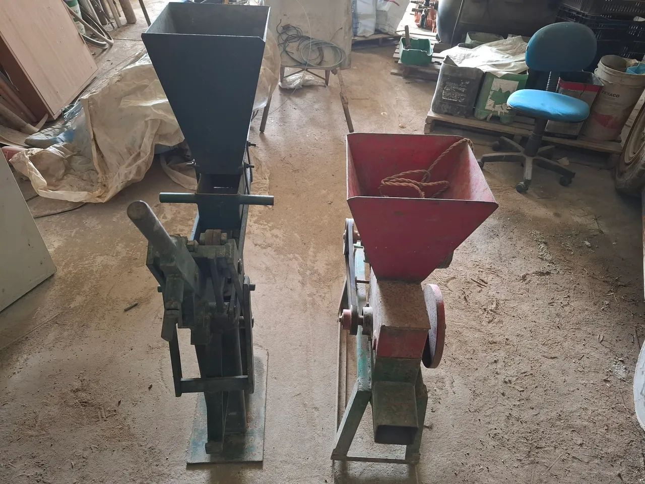 Maquina fabricar tijolo ecológico 
