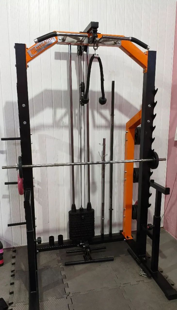 Aparelho de ginástica e exercícios da megagym