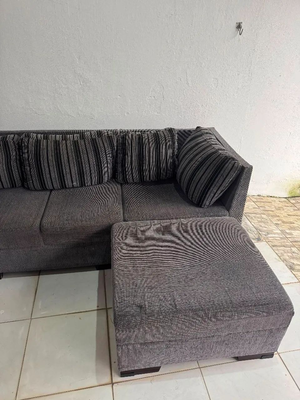 Sofá 3 metros  - Foto 4