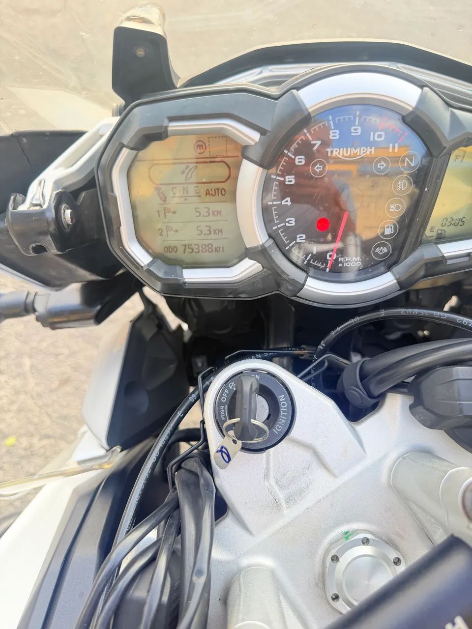 Moto Triumph  - Foto 3