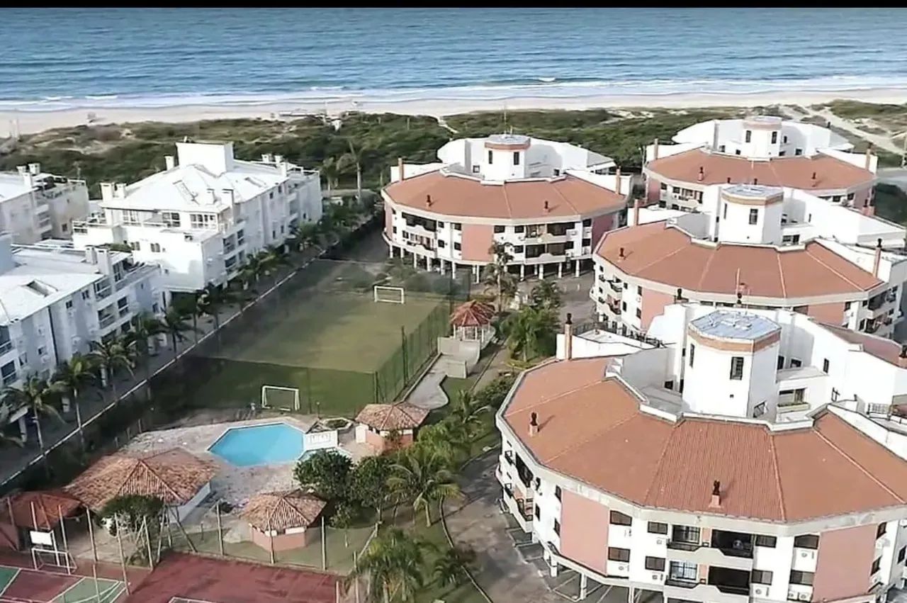 APARTAMENTO ENSOLARADO A 50 METROS DO MAR