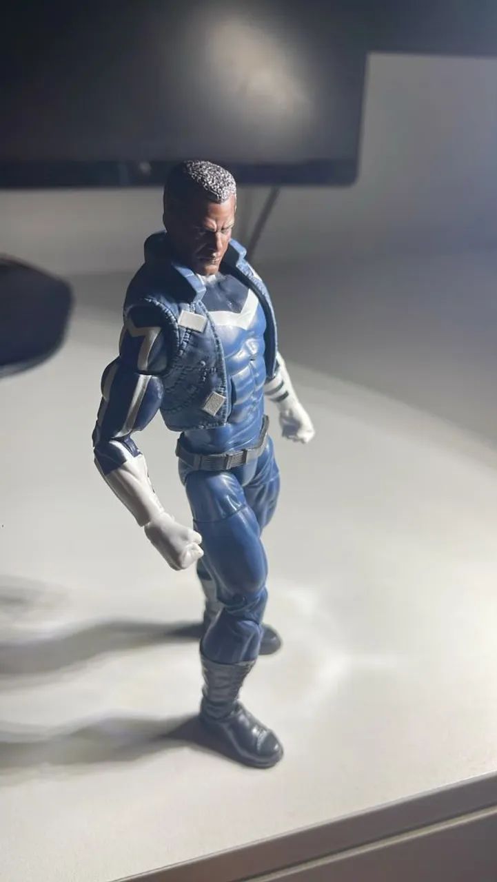 Marvel Legends Action Figure Blue Marvel + Brinde - Foto 2