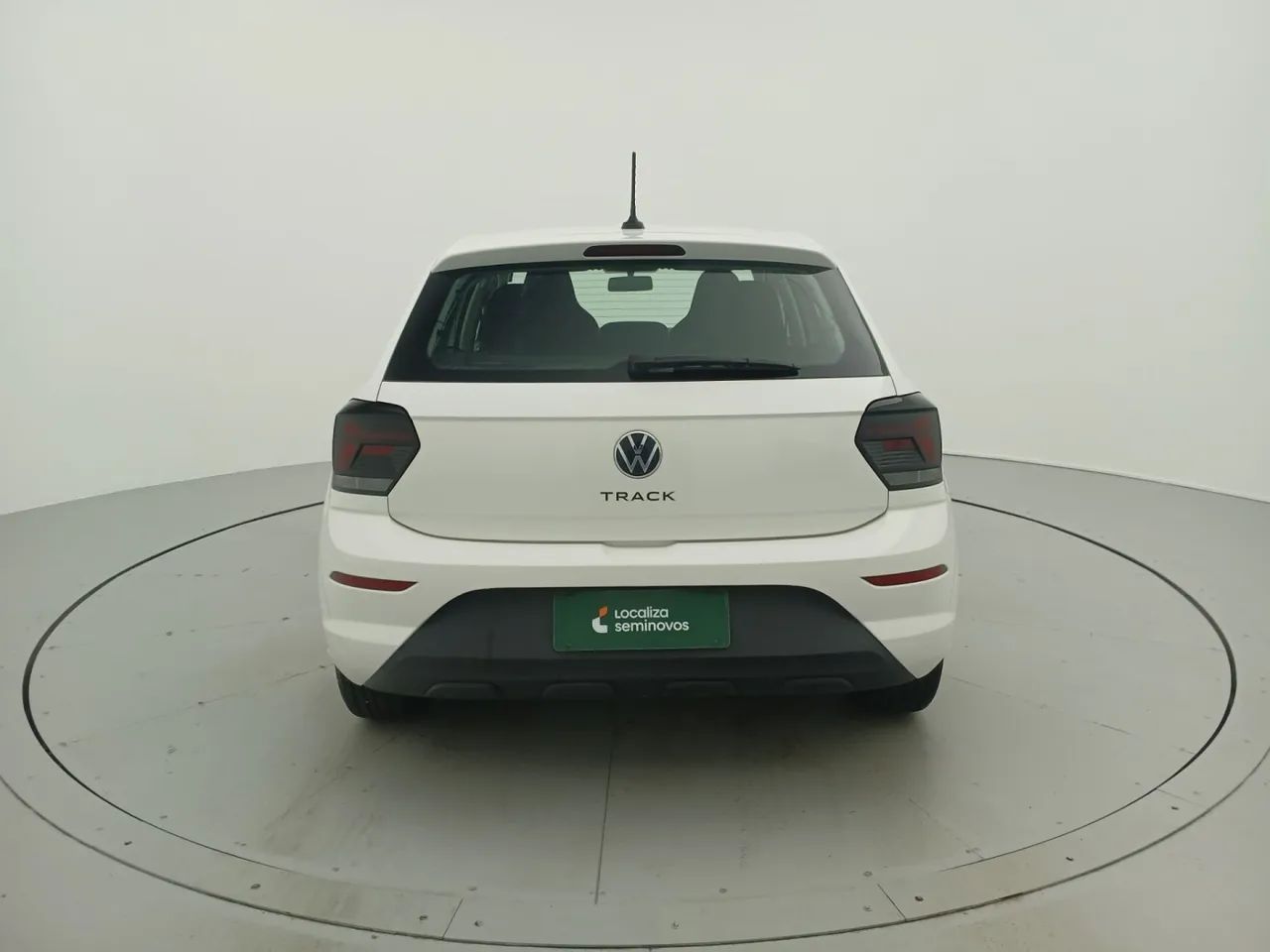 Volkswagen Polo Track 1.0 Flex 12V 5p, foto 4 de 18