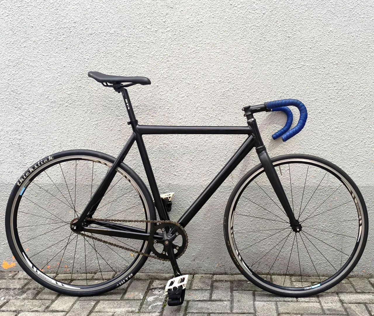 Bicicleta fixa em alumínio 
