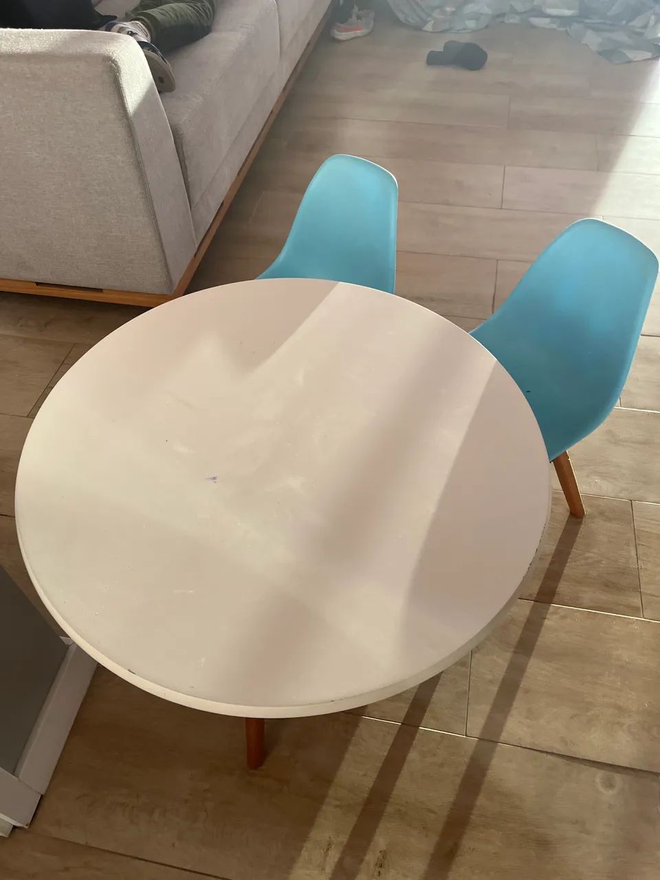 Mesa e 2 cadeiras infantil 