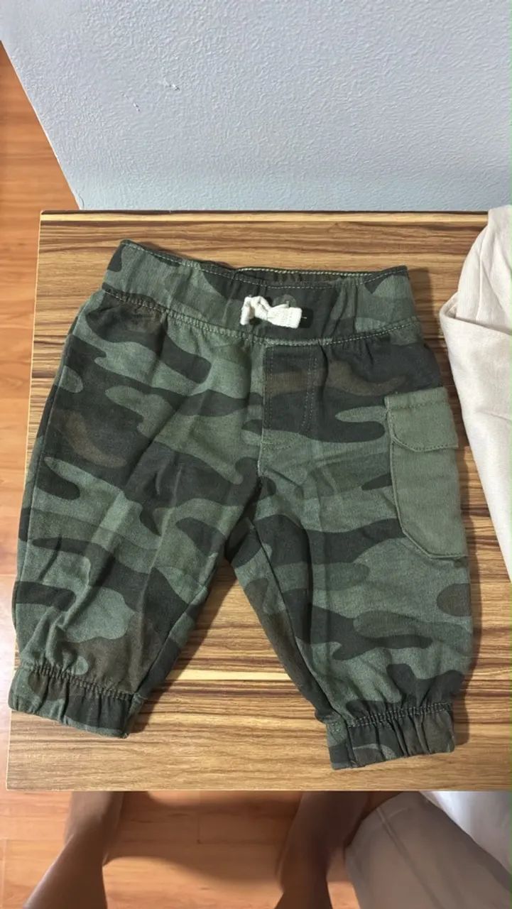 Conjunto camuflado - Carter?s - Foto 2