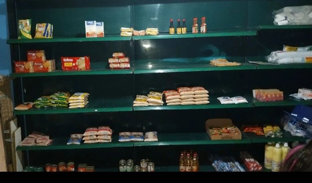 Prateleiras Gôndolas  - Foto 2