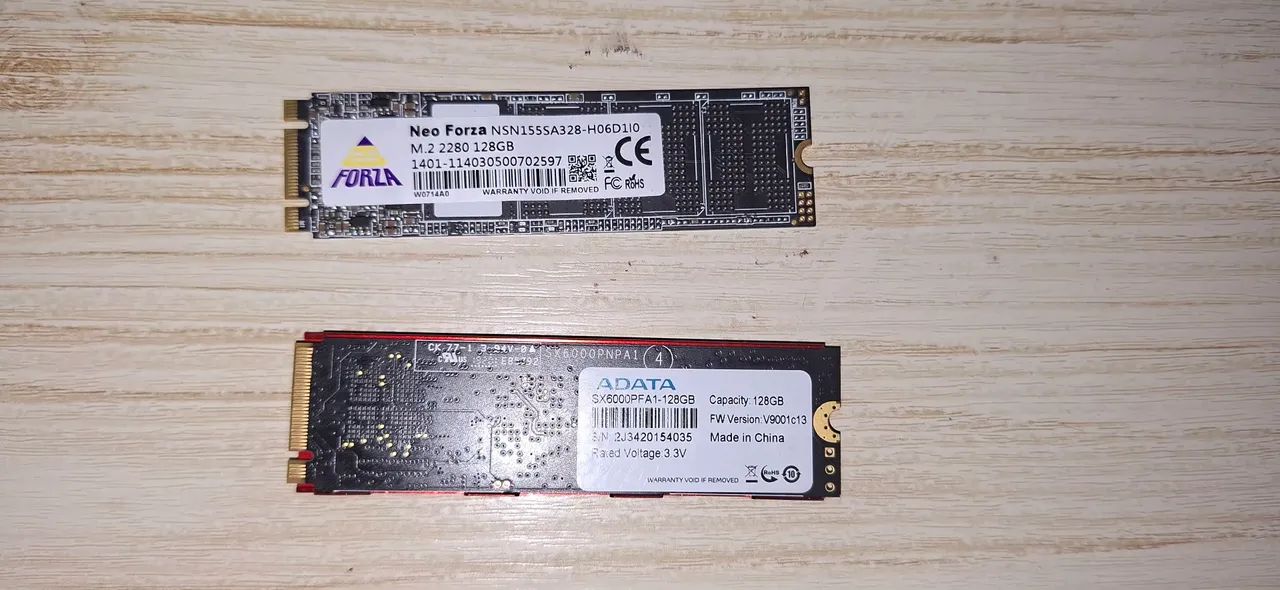 Kit com 4 SSDs 128GB ? NVMe + SATA