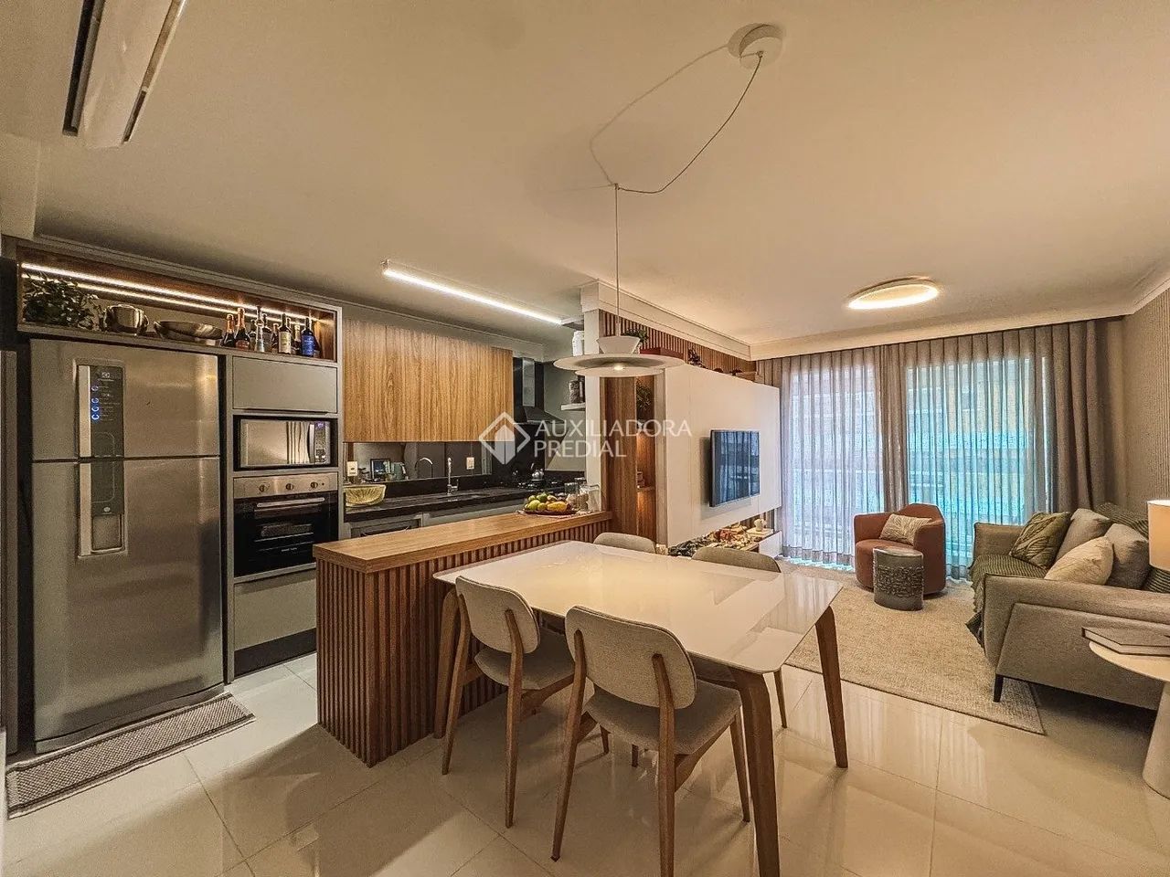Soprano Hall | Apartamento Mobiliado e Decorado com 2 Suítes, 93 m² Privativos e Lazer Com - Foto 3