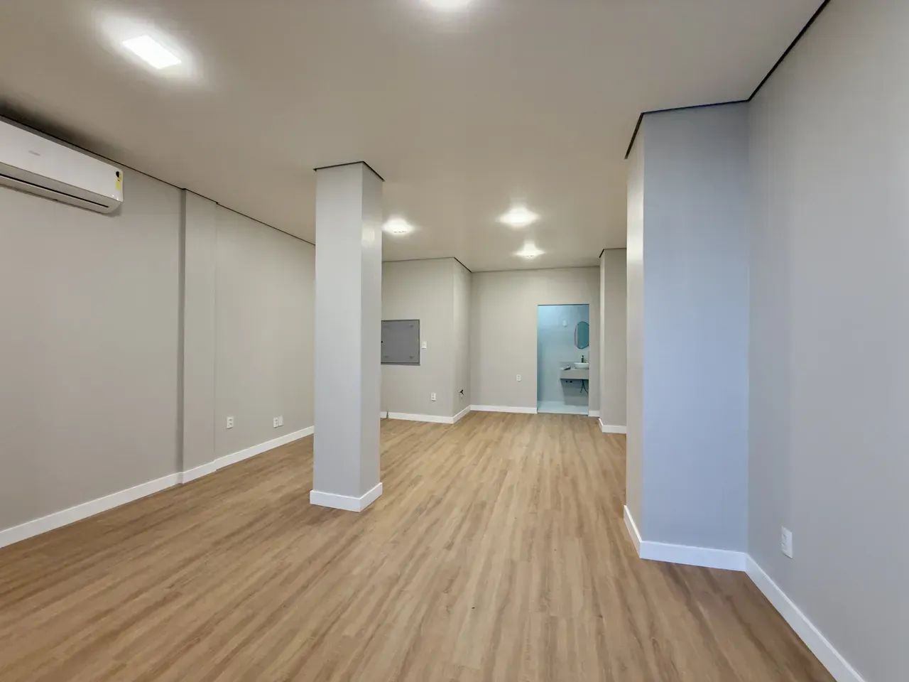 Sala comercial nova de 35m² para locação - Cidade Alta, Araranguá - Foto 3