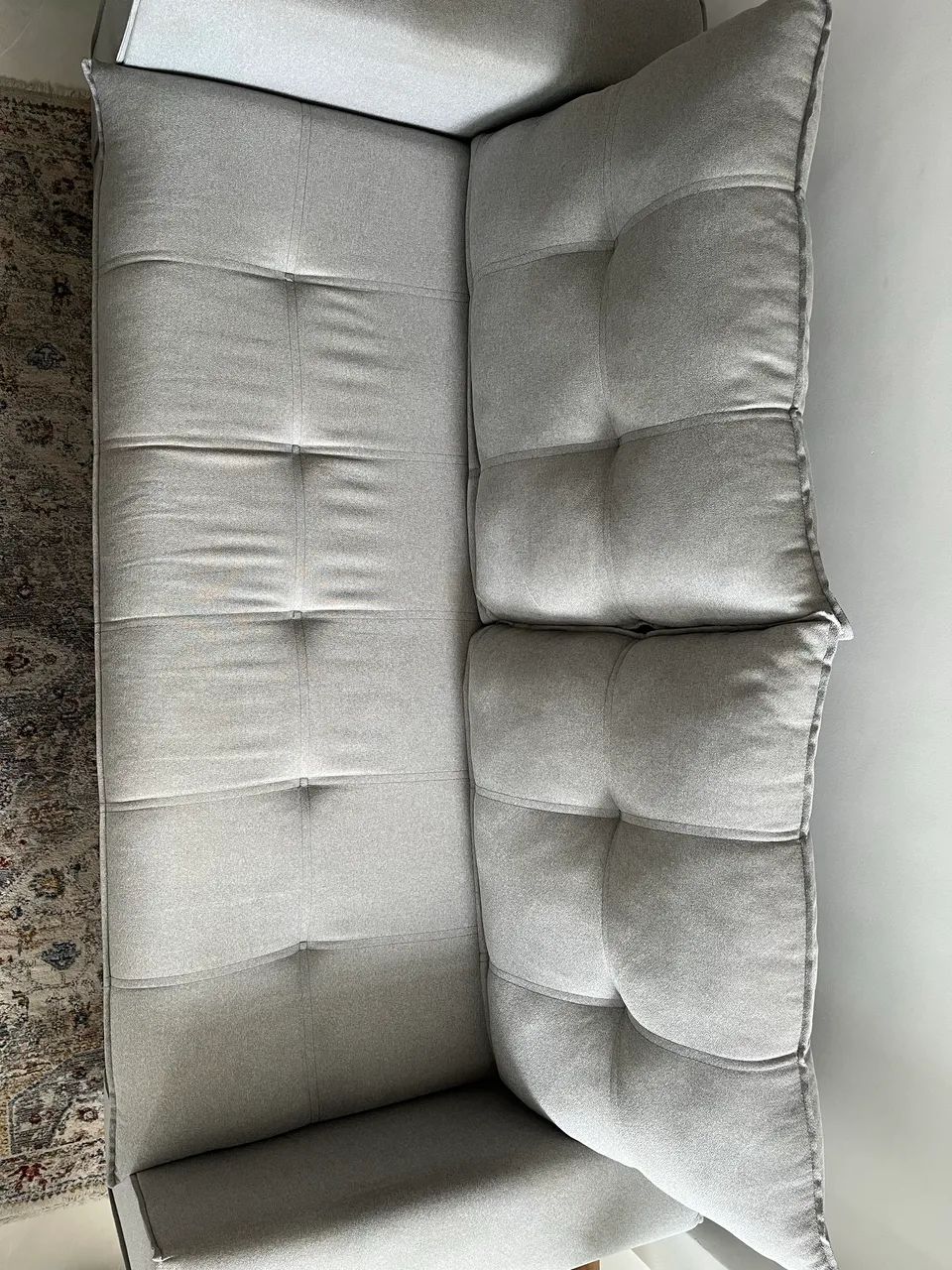 Sofá cinza procurando um novo lar - Foto 2