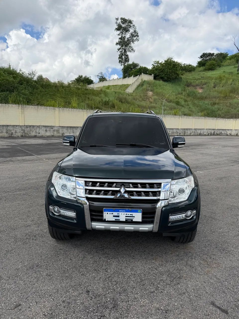 Mitsubishi Pajero 2016