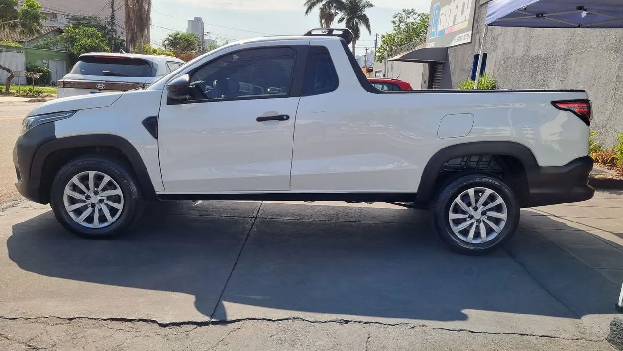 Fiat Strada Endurance 1.4 Flex 8V CS Plus 2023 - Foto 4