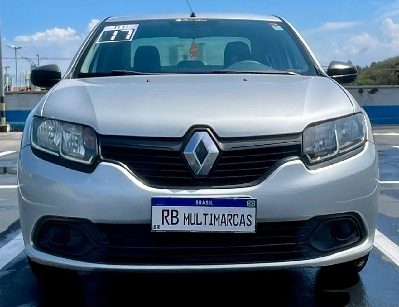 Renault Logan Authentique Flex 1.0 12V 4P 2017 - Foto 2