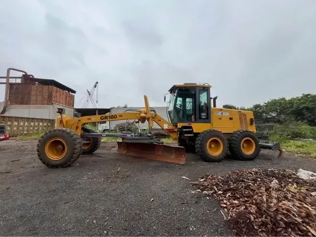 MOTONIVELADORA XCMG GR180  - Foto 2