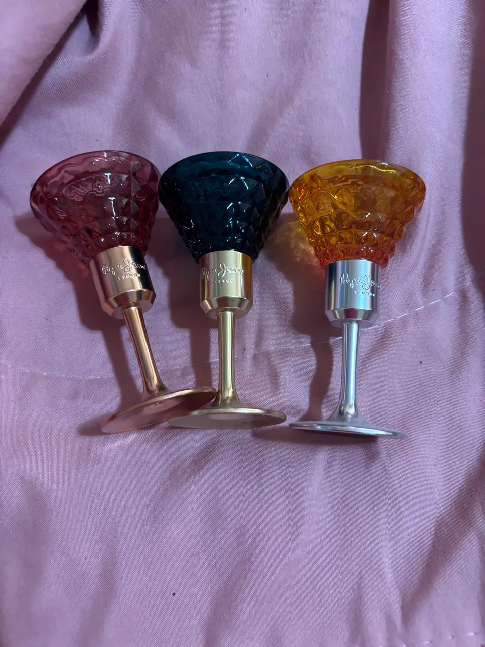 Perfumes novos - são minis