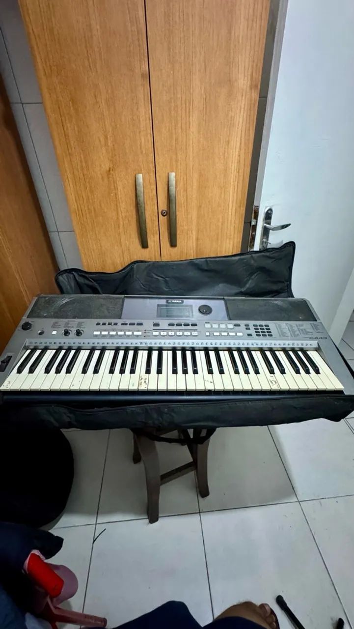 YAMAHA PSR - E443  - Foto 3