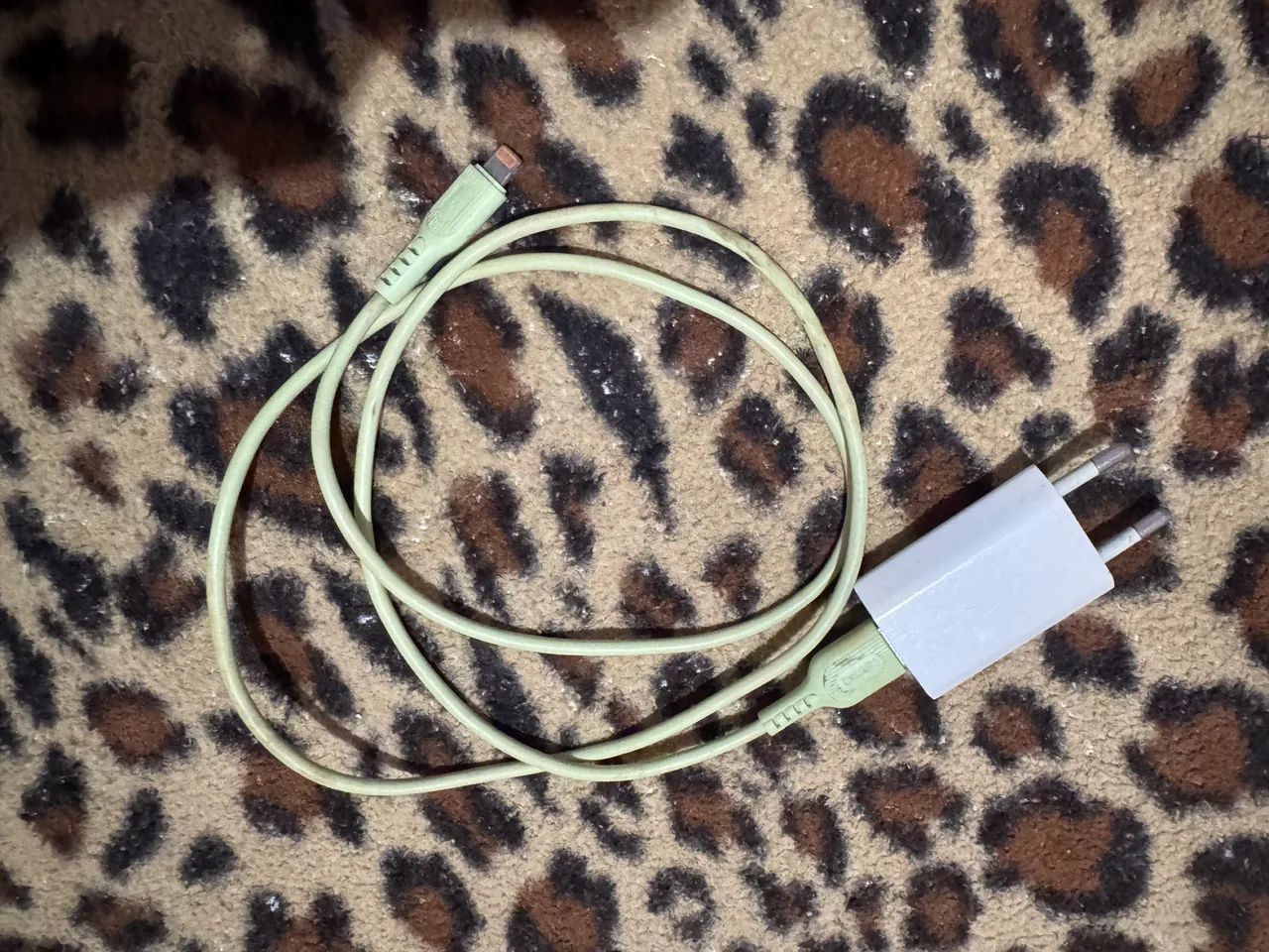 Carregador de iPhone original - Foto 2