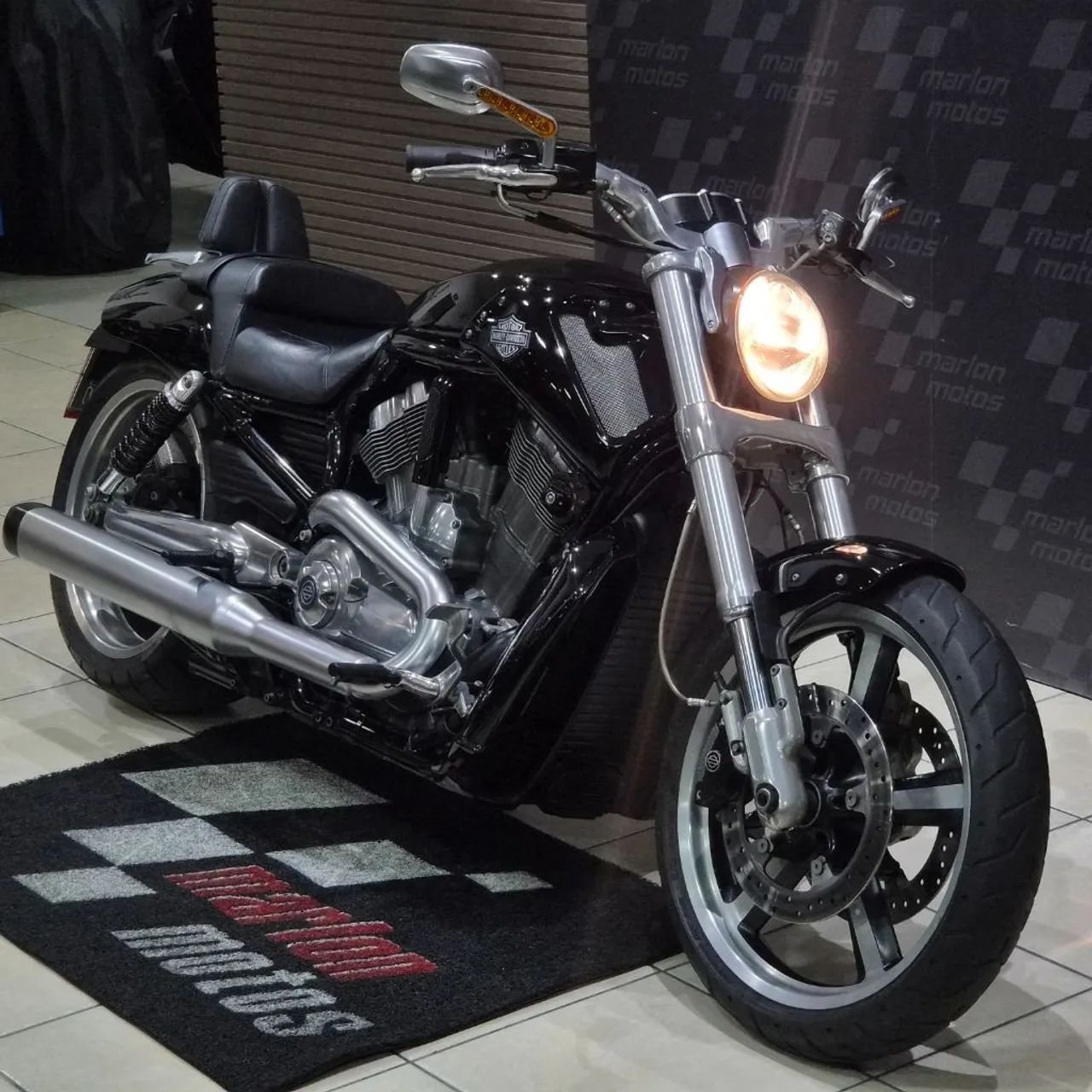 V-ROD 1250cc MUSCLE VRSCF - Foto 2