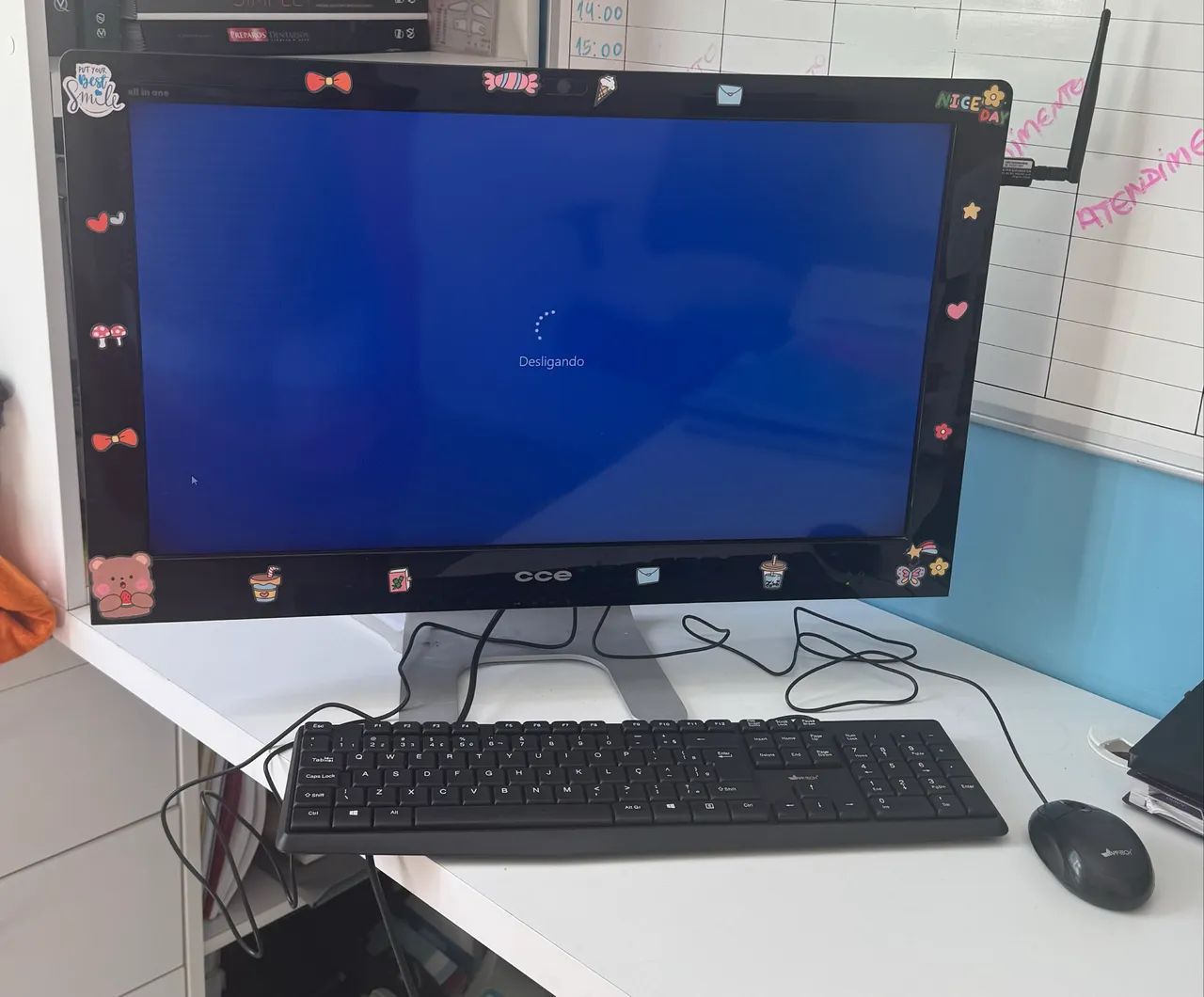 PC All In One CCE 24 polegadas